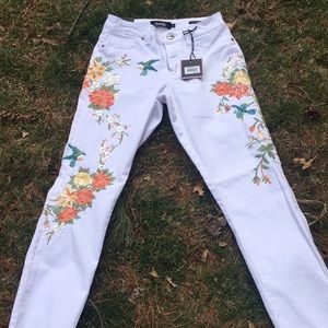 NWT Jeans -White with Embroidered flowers/birds S2